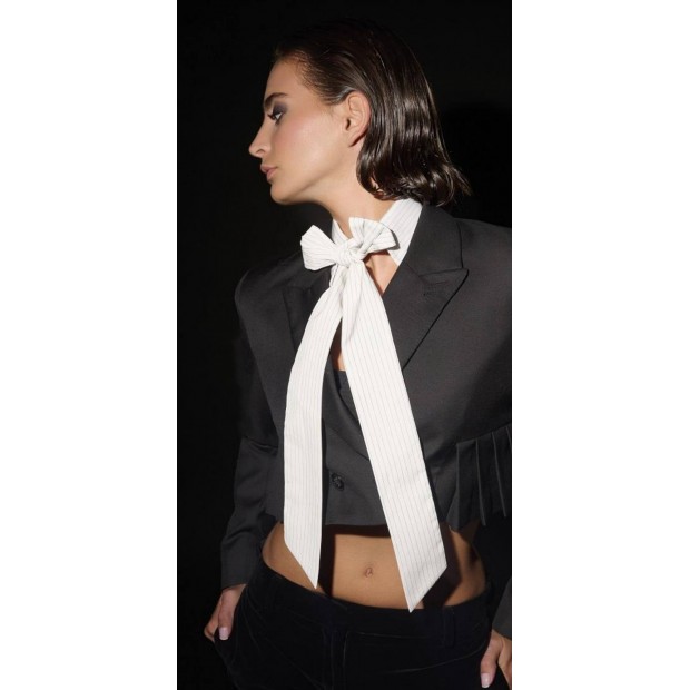 CATHERINE OSTI apykaklaitė  CATHERINE OSTI apykaklaitė